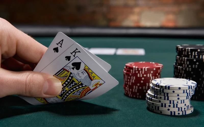 Lựa chọn khi chơi Poker